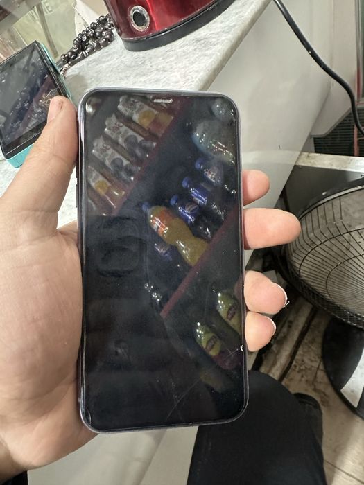 Sallom iphone 11 sotladi 64 pamit ocilmagan simkarta olmaydi baypas