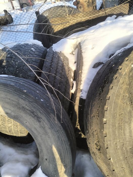 Продам резину на р22,5*275*70