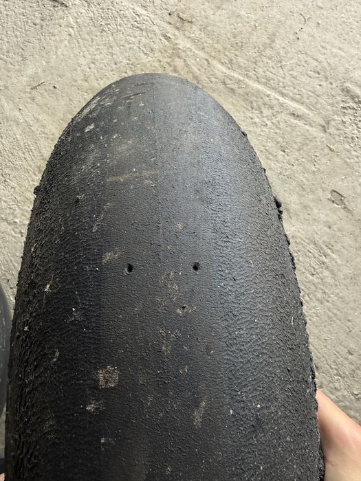 200/70/17 DUNLOP 3бр.