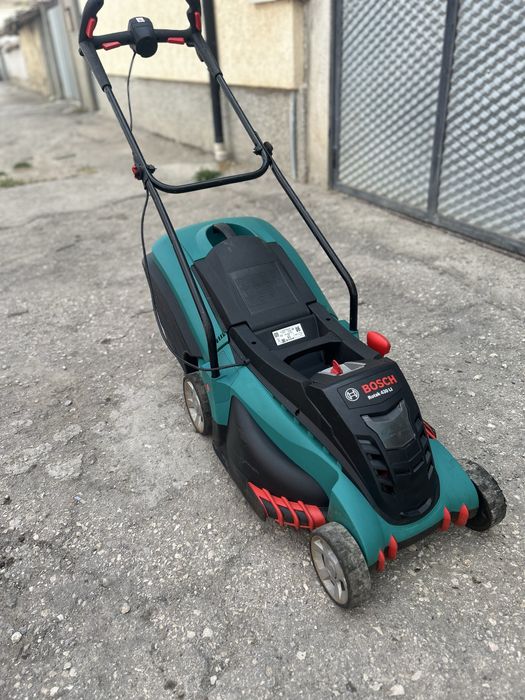 Акумулаторна косачка Bosch rotak 430li