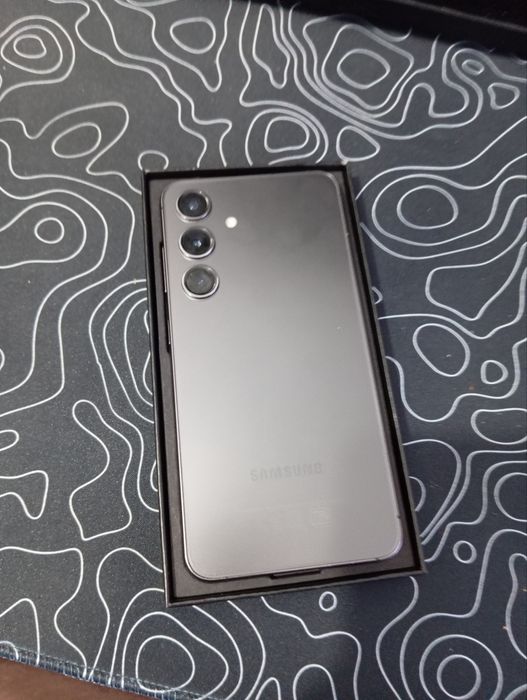 Обменяю Samsung s24