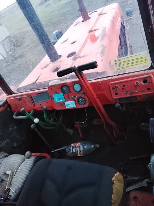 Продам Трактор ДТ-75 болотник
