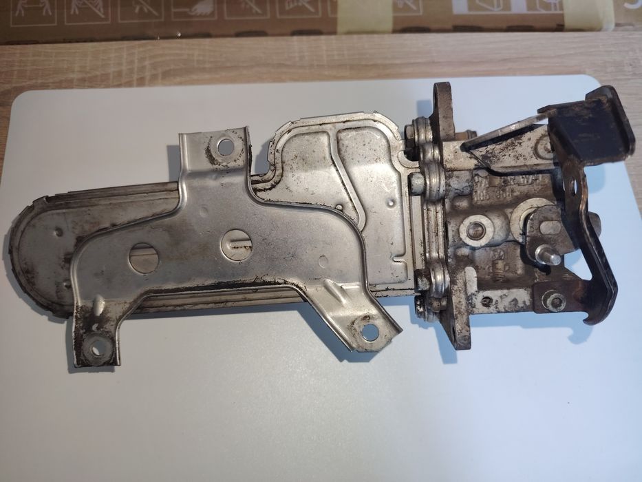 Răcitor gaze nearse traseu intercooler Vw Touran 1,9 tdi ,motor AVQ