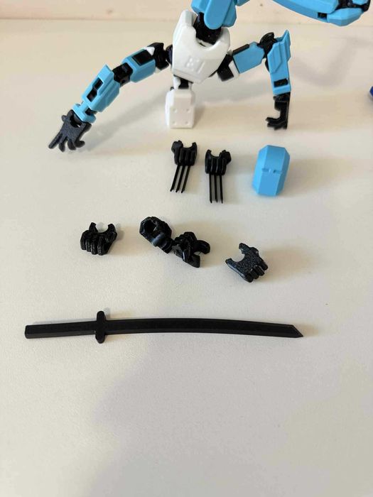 Сглобяеми екшън фигурки – забавление и развитие за деца