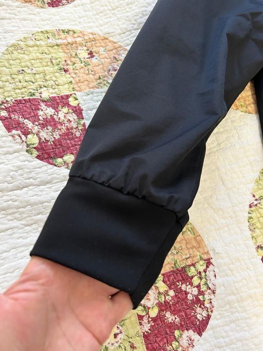 Продам плащь женский