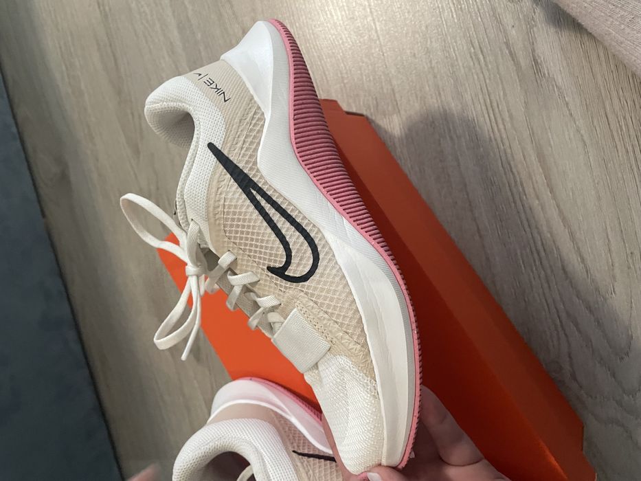 Маратонки Nike