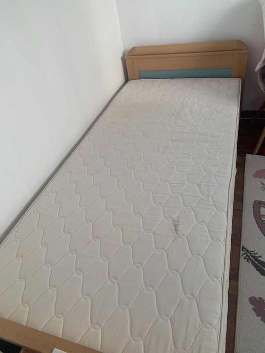 Единично легло 210/90