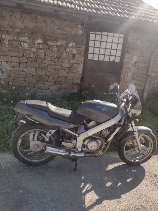 Хонда брос nt400