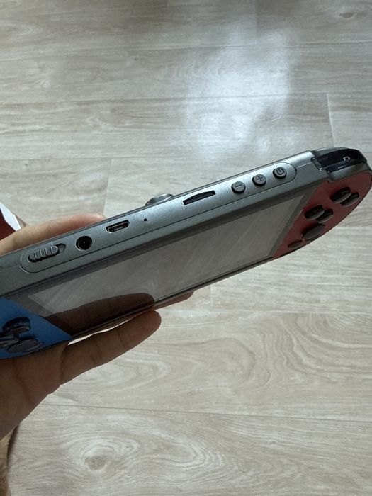 Игровая кансоль приставка x7 plus