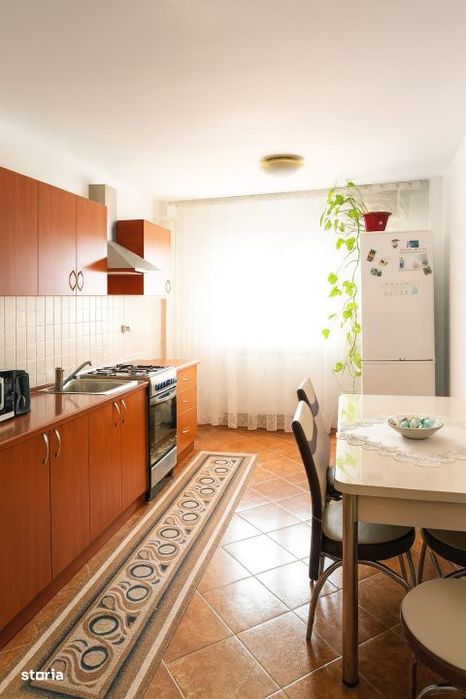 OFERTA!!! Apartament 4 camere decomandat – Central, Bals, OLT