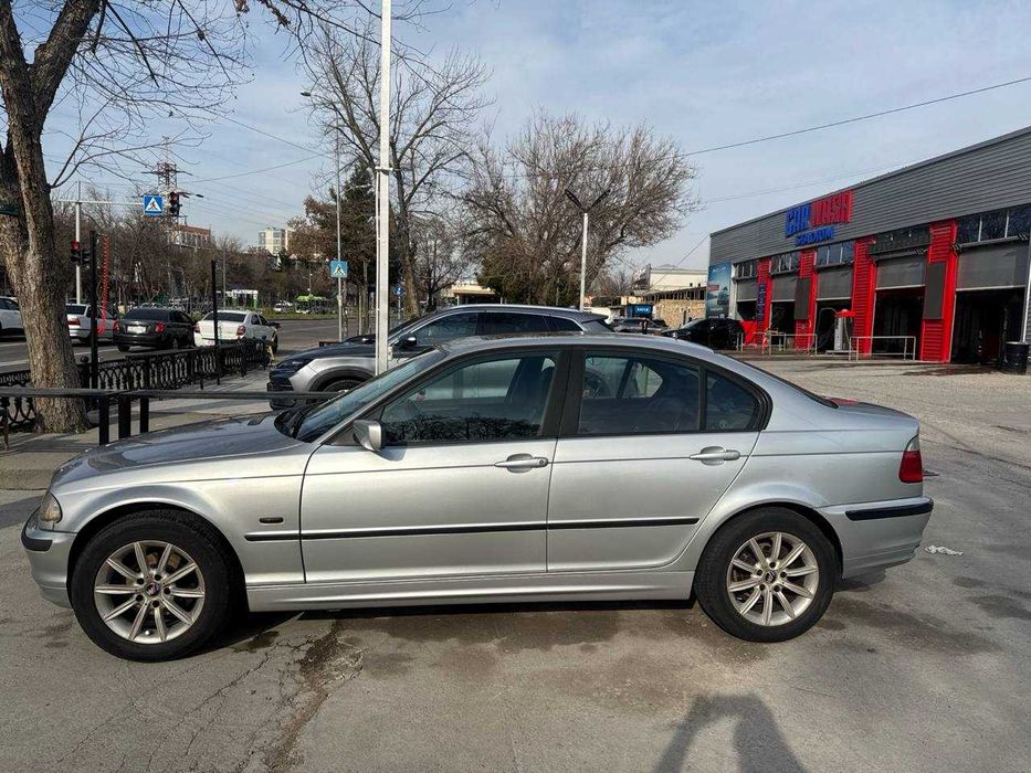 BMW e46 323! 2000г БМВ