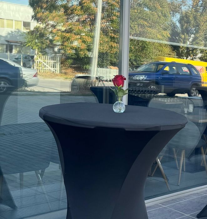 Коктейлна маса / candy маса под наем