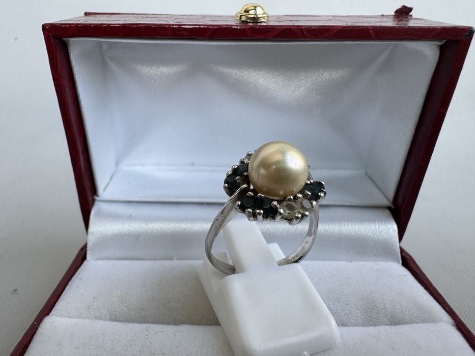 Inel din argint, perla si cubic zirconia