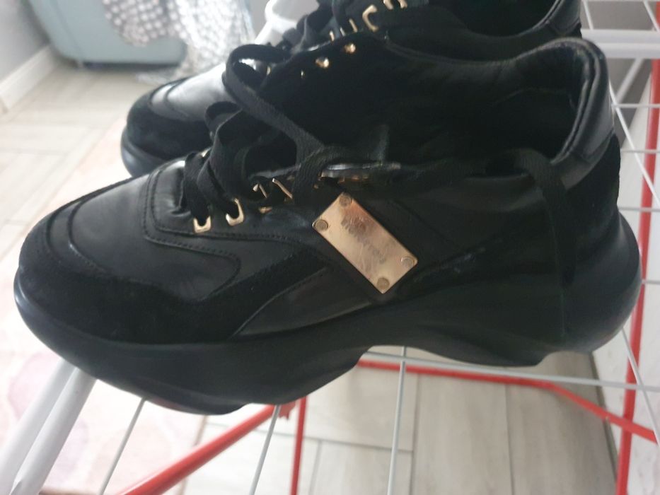 Bigiottos nr 41 27 cm interior din piele