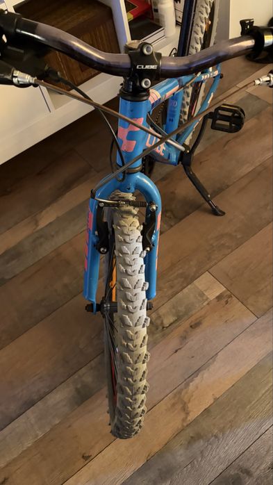 Bicicleta Cube 20”