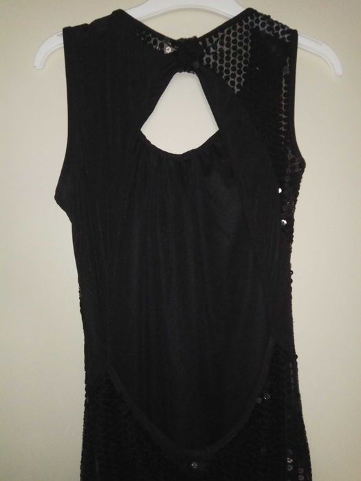 Rochie cu paiete, neagra, mini, cu spatele gol, mar.XS/S.