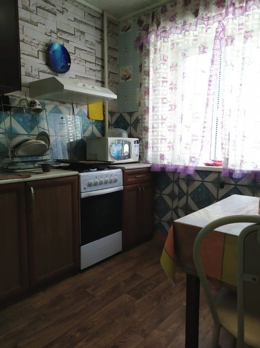 2 комнатная в центре.
