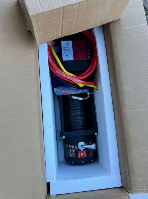 Vand troliu 13500 lbs nou 12V  Off Road 4x4 car/atv