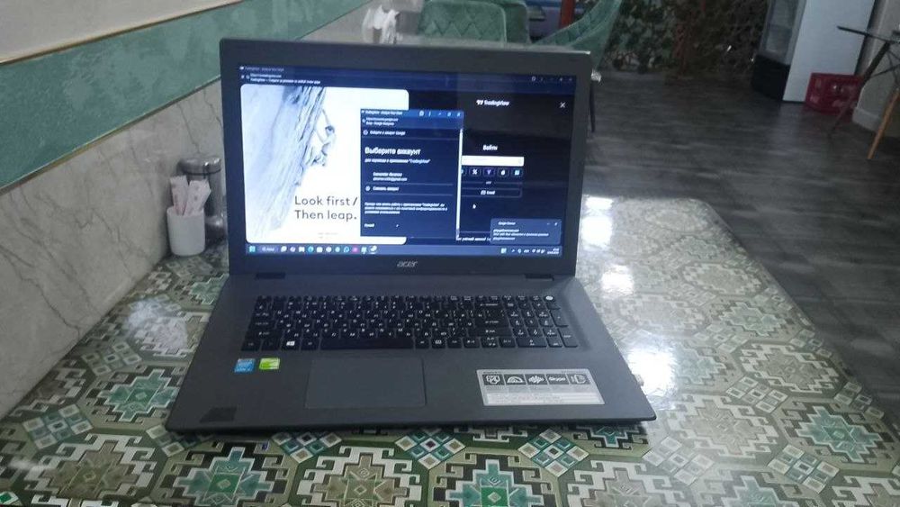 Acer Aspire E17 ноутбук