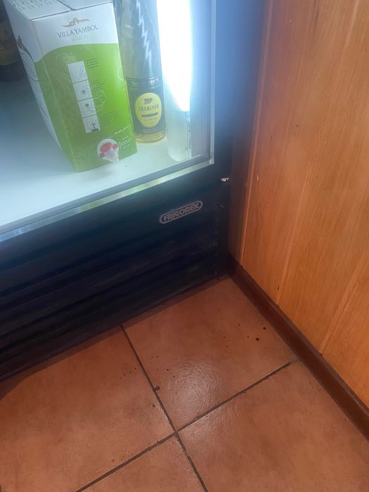 Хладилник Витрина