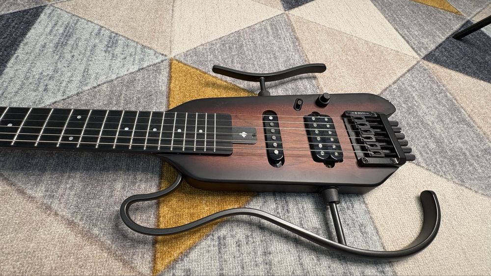 Гитара Donner Hush-x