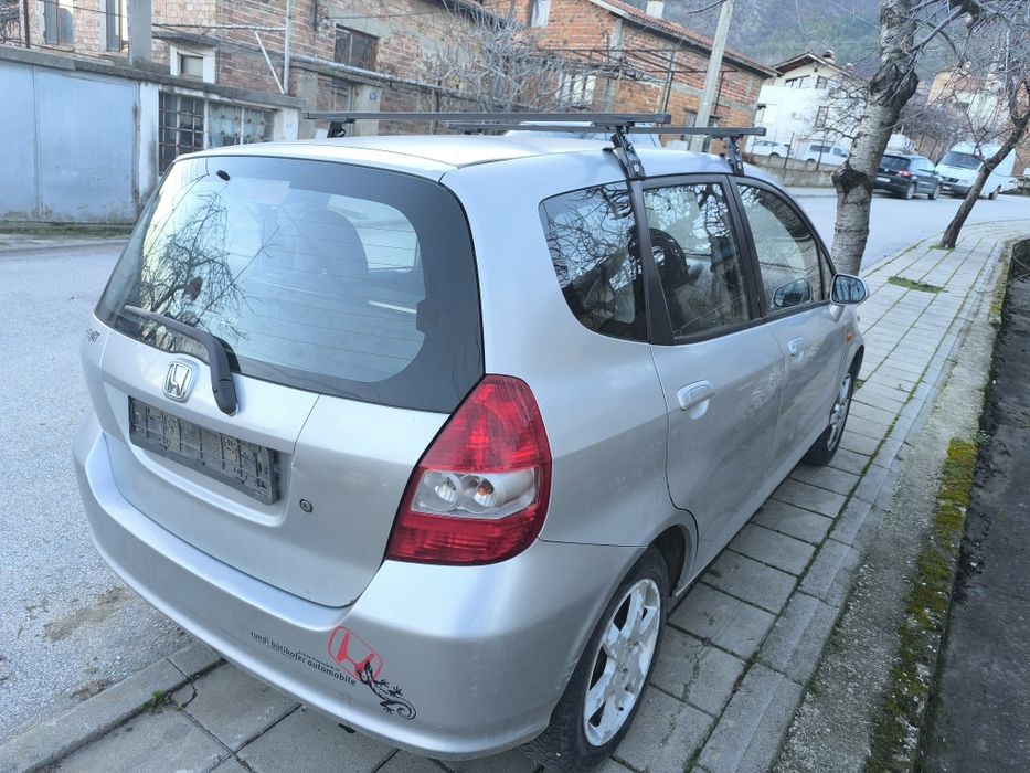 Honda Jazz 1.4i 83к.с. НА ЧАСТИ
