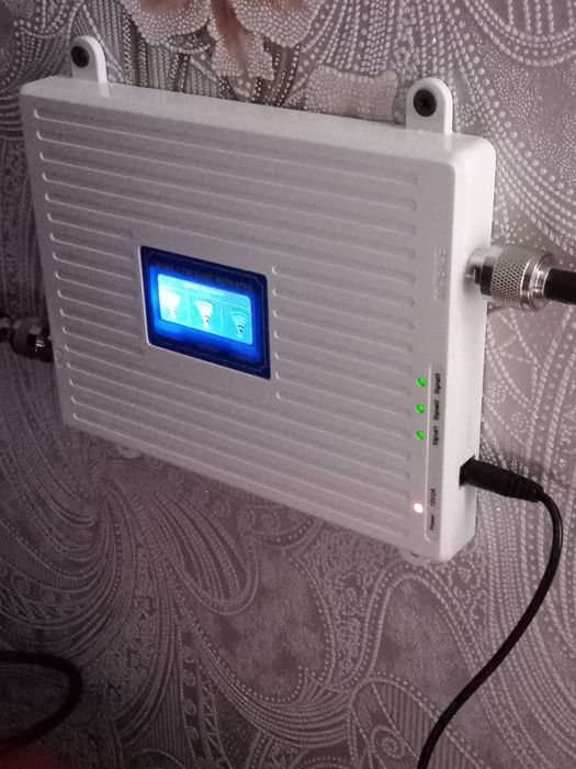 Продам усилитель сотового сигнала.