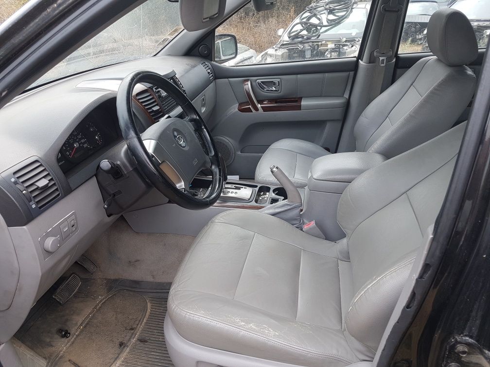 Киа Соренто Kia sorento на части гр. Благоевград Идеален център • OLX.bg