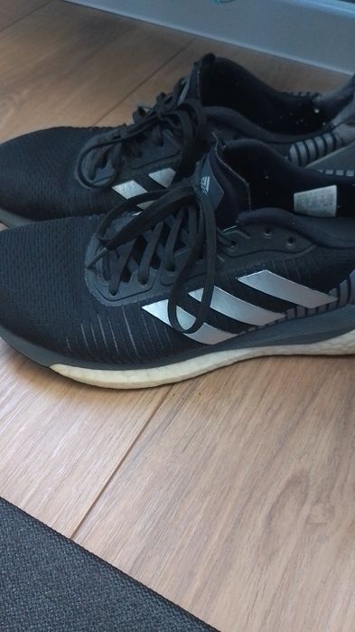 маратонки Adidas