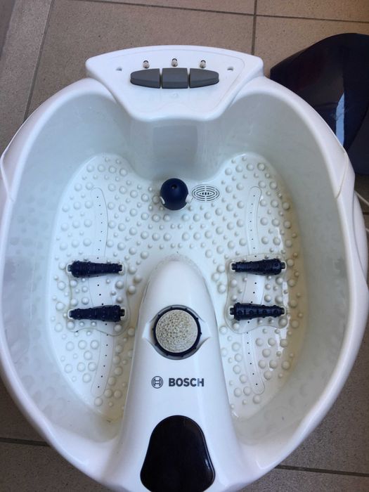 Вана за крака Bosch PMF 1232/01- 80W- Хидро и Инфрачервен