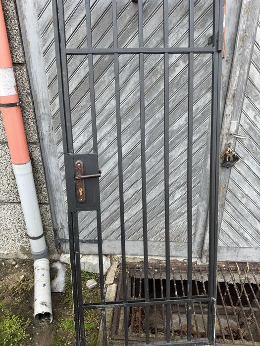 Врата желязна входна