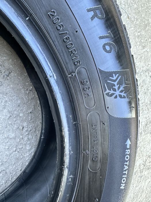 205/60 R16 Michelin Alpin 6