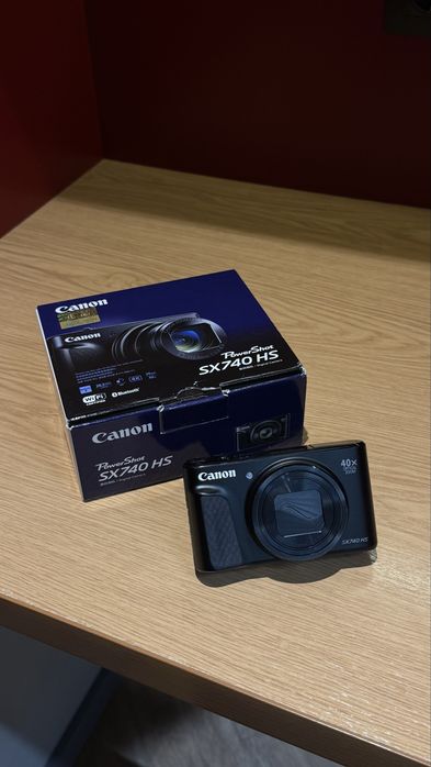 Canon PowerShot SX740 HS