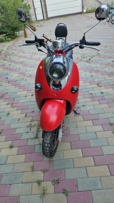 Скутер, мопед 49 кубиков