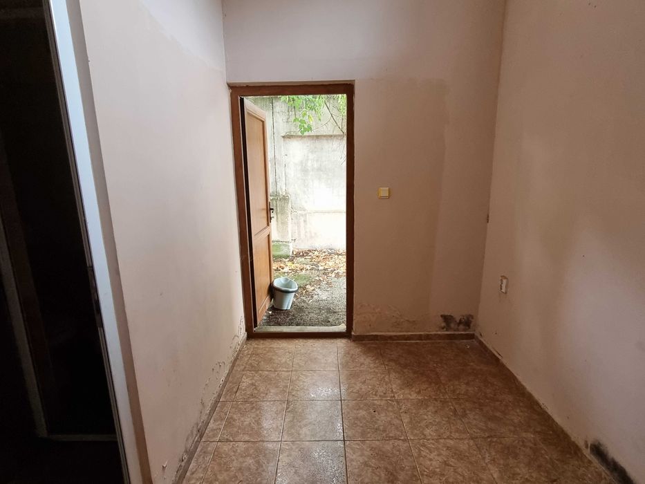 Продава се Заведение в Разград, Промишлена зона - Запад - 114 кв.м за 1566 €/кв.м - Снимка #6