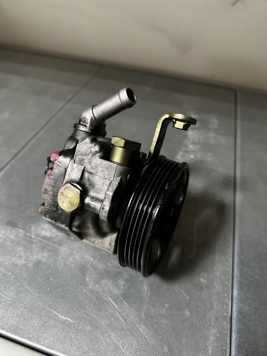 Насос гура (гидроусилитель руля) Subaru