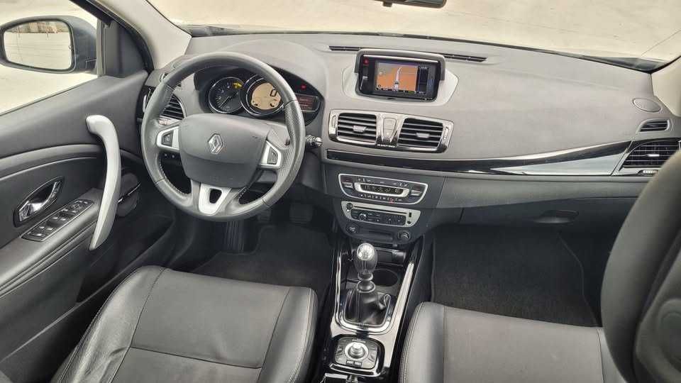 Renault Megane 1.5 Dci Bose, Oct. 2012, Full senzori & Keyless, Camera