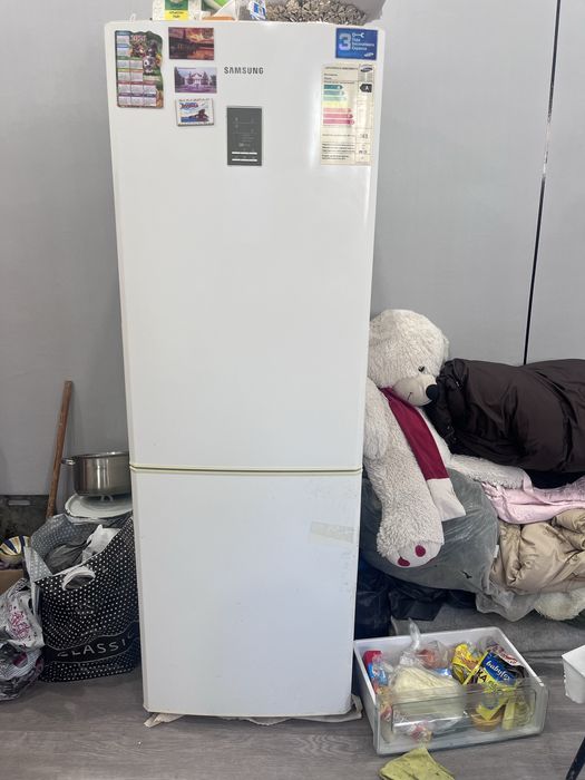 Продам холодильник