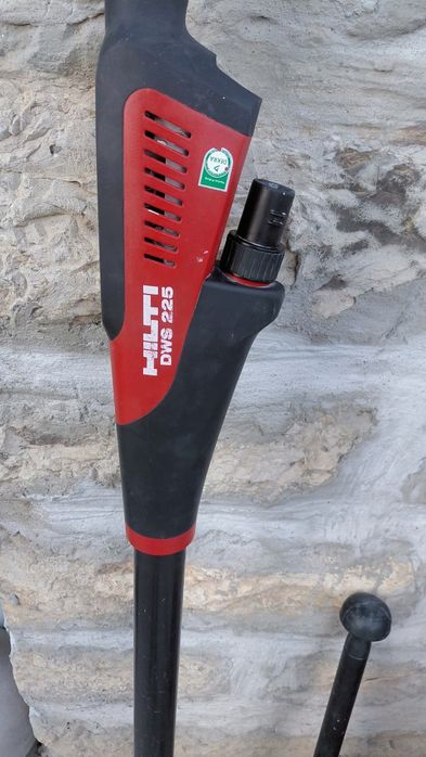 Hilti DWS 225 Жираф
