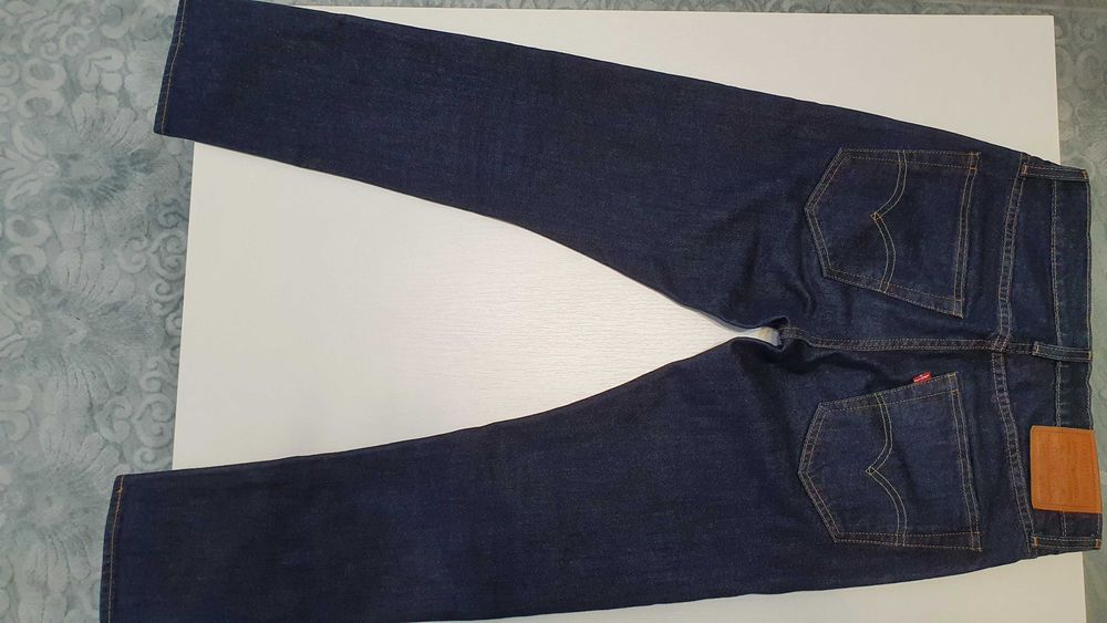 Blugi Levis Premium 512 30x30 ca noi