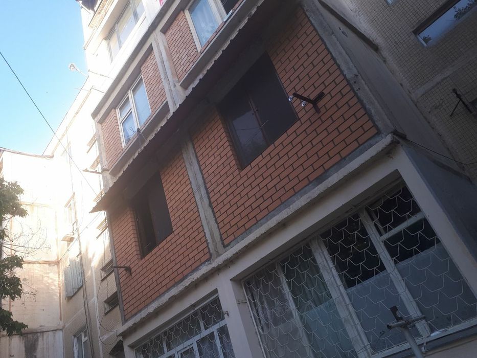 Установка бесшумных  козырков, алиминывые роликов