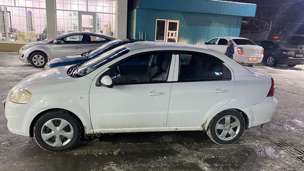 Chevrolet Aveo Срочно продам