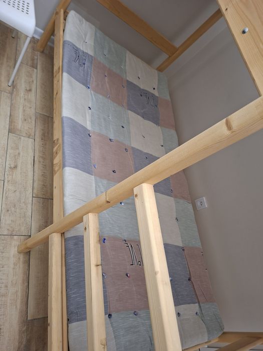 Матрас почти новый