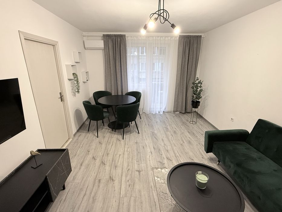 Apartament 2 camere ultracentral - prima inchiriere - de la proprietar
