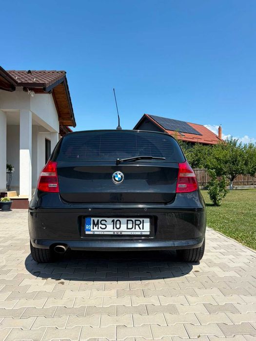 BMW 1 Series 2011 — imagine 5