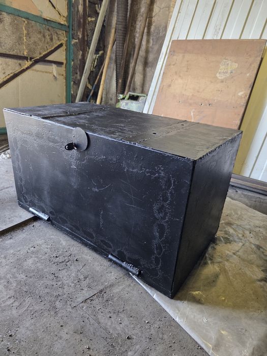 Ящик под инструменты