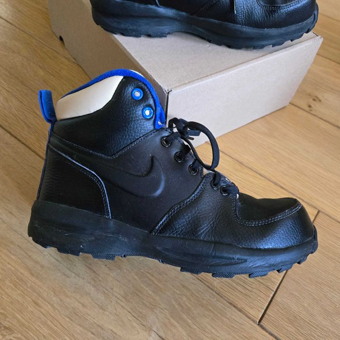 оригинални Nike - кожени боти за момче. Без забележки. 38.5 номер