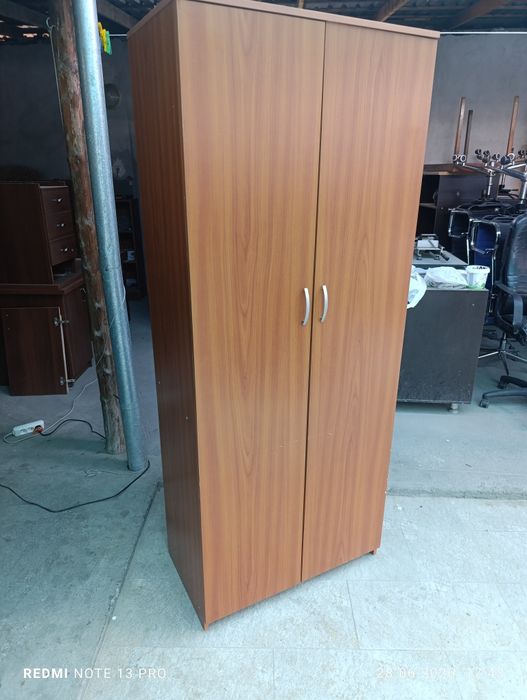 Продам офисный шкаф