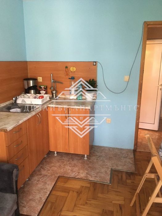 Дава се под наем Двустаен апартамент в Бургас, Център - 60 кв.м за 325 € - Снимка #4