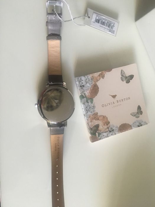 Часовник Olivia Burton London